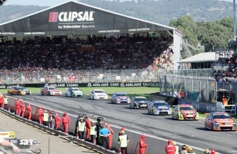 thumb Action from the 2011 Clipsal 500 Adelaide