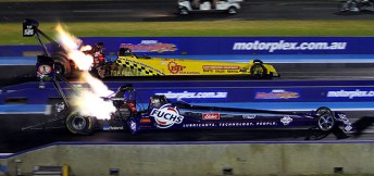 Phil Lamattina (near lane) edges out Damien Harris in round one at the Motorplex (PIC: ANDRA)