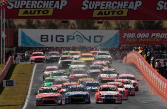 thumb The start of the 2009 Supercheap Auto Bathurst 1000