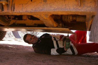 thumb You would need see Craig Lowndes do this with his TeamVodafone Commodore!
