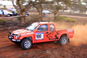 thumb Craig Lowndes attacks the Australian Safari Prologue