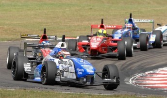thumb Mitch Evans leads the field on his way to the 2010 title