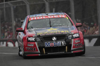 thumb Garth Tander has taken pole for Race 21 of the V8 Supercars Championship