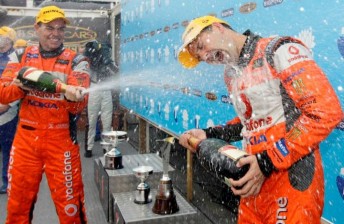 thumb Craig Lowndes and Jamie Whincup celebrate on the podium