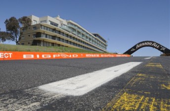 thumb The Mount Panorama Hotel has been sold and will be re-branded Rydges from next week (Pic: Western Advocate)