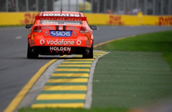 thumb Jamie Whincup will start from pole for tomorrow's 'Qualifying Race' at Albert Park