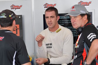 thumb Alex Davison