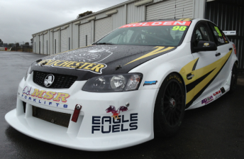 thumb Glen Wood's #98 Holden Commodore