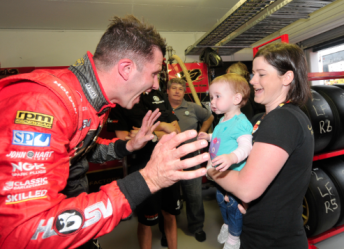 thumb Champion V8 driver Garth Tander with wife Leanne and their daughter Scarlett