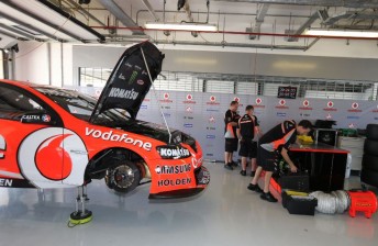 thumb Jamie Whincup won all three races last time out in Abu Dhabi, giving TeamVodafone 15 wins from its last 16 starts