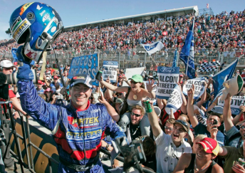 Ambrose was on unstoppable force at the Clipsal 500 in 2004 and 2005