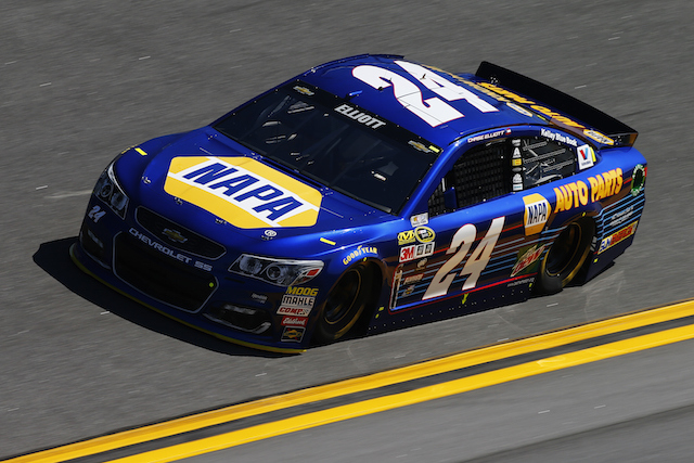 Chase Elliot became the youngest winner of the Daytona 500 pole at 20 years of age, carrying the number made famous by Jeff Gordon