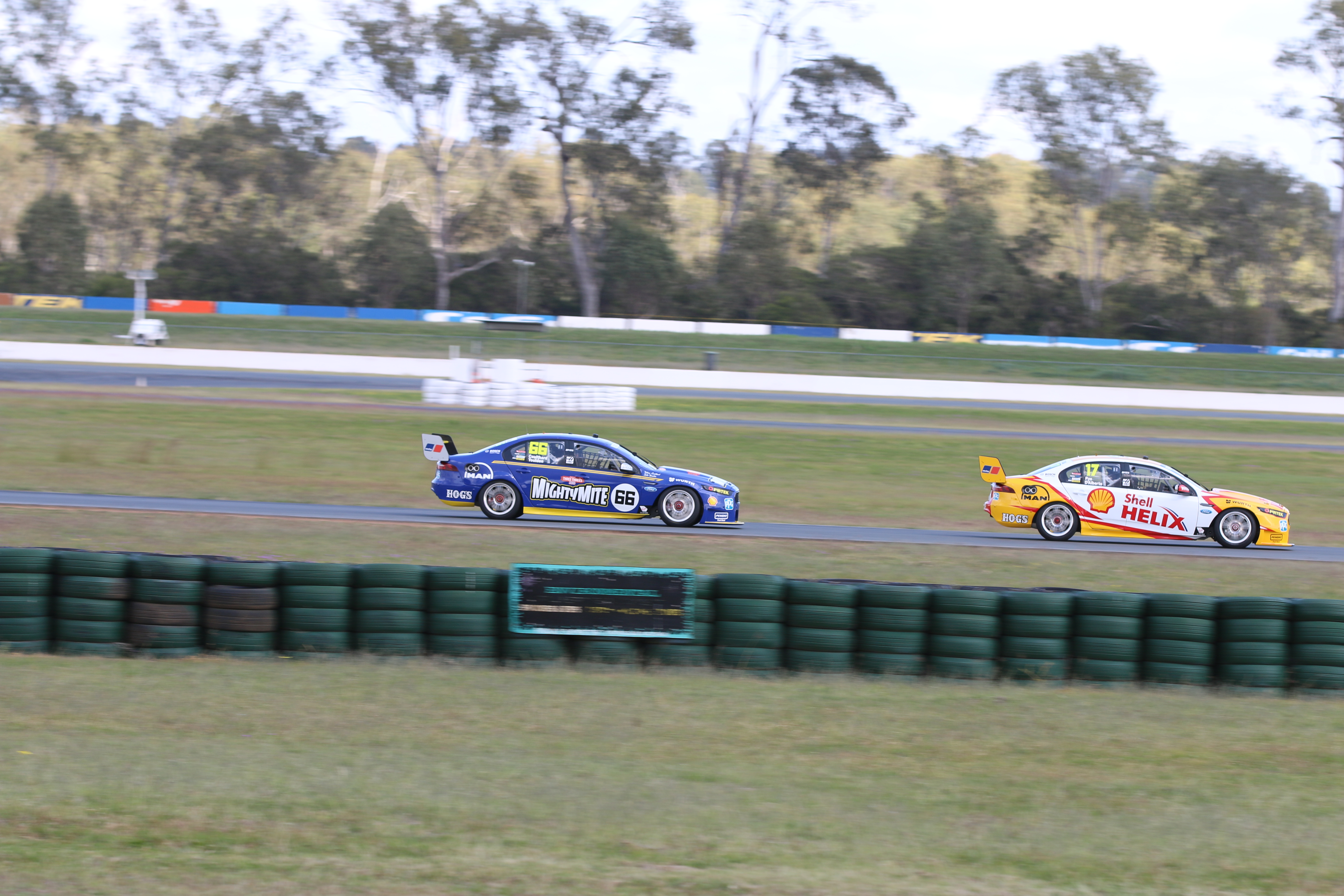 GALLERY Retro liveries hit the track at Ipswich