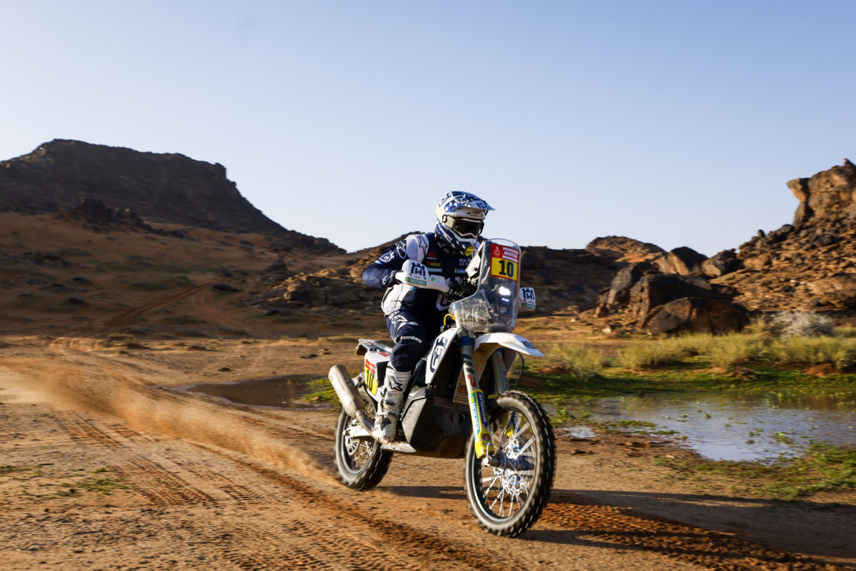 Skyler Howes leads again after Dakar Stage 11